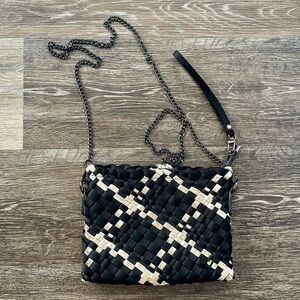 preneLOVE Charlotte Hand-Woven Neoprene Crossbody Bag - Black & Gold Metallic
